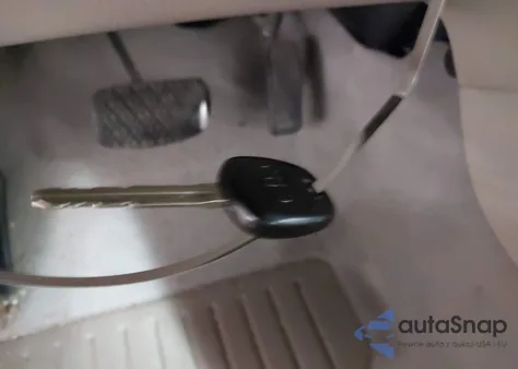 2005 Toyota Corolla Ce/Le/S из США, поврежденный, VIN 1NXBR32E65Z388128